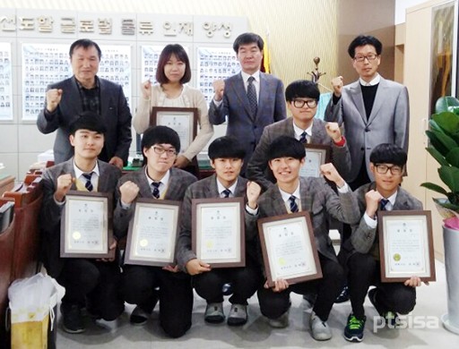 9744_10164_4430 (1).jpg